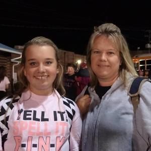 Meet your Posher, Crystal